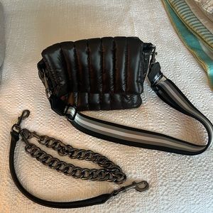 Think Royln bar bag in black. Used only a handful of times. Excellent condition